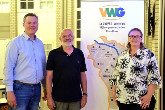 Kreistagsgruppe Vereinigte Wählergemeinschaften (VWG) lädt erneut zur Veranstaltung mit Wolfsexperten Dr. Michael Weiler ein